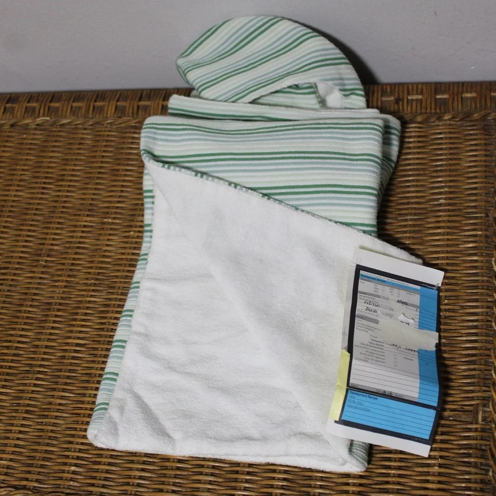 Williams Sonoma Hooded Wrap Towel – Green & Ivory Stripe